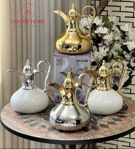 برادات قهوة. زخرفة