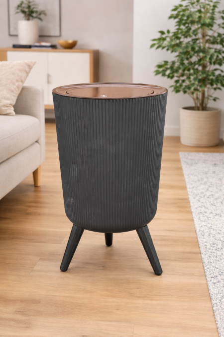 سلة نفايات مع ارجل