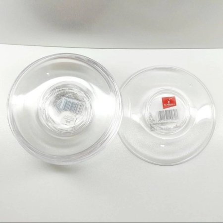 مكتات زجاج للفناجين والكاسات  كل 6 ب 10