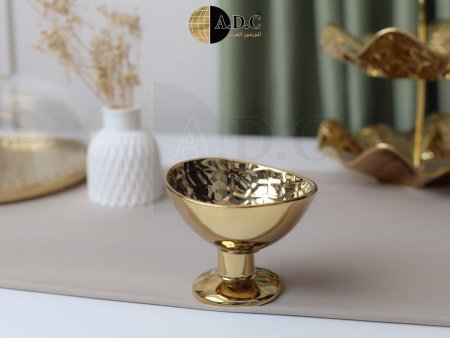 صحون مكسرات  وبوظة مع كعب