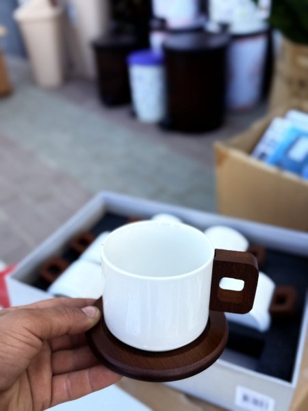 مجات نس او شاي حجم كبير الطقم بيه 6 <br> <span class='text-color-warm'>بيعت كلها</span>